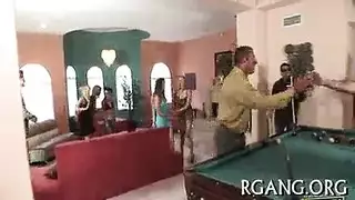 عاهرات مراهقات دوليات في فعل جنسي صريح