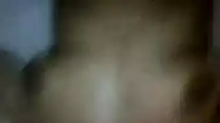 حلوات يظهرن كسوكسهن الجميلة ويتبولن بقوة