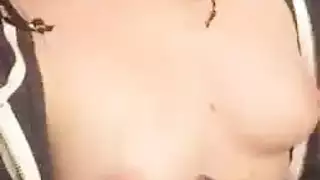 بنات تحت سنسنه