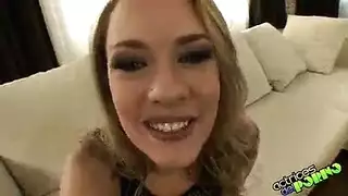 مشهد شقيقة على شقيقة: لقاء مثلي قوي