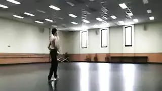 حلمات موشومة في مشهد اختراق مزدوج