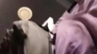 طيز ممتلئة تتصفق مع حديث جنسي صريح