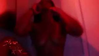 السجن الحلمات كبيرة الأبنوس مثليه