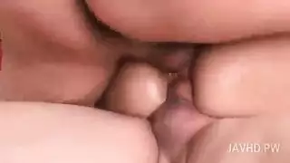 ثديين ضخمين وجسم مثير في جنس عنيف