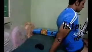 خداع في وضع الكلب: فتاة مصرية تصور أثناء نيكها بقوة