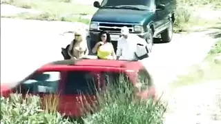 ضعف المتعة: مشهد سحاق إباحي
