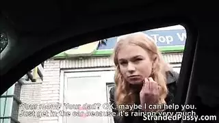 حركة خلفية مكثفة في وضعية الكلب
