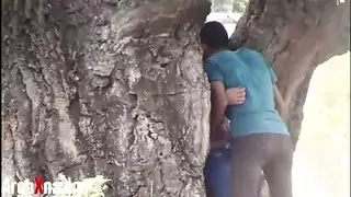 محجوبة ومنكوحة: إباحية صريحة في الخارج من مصر