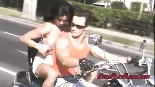 بورنو صعب بالطراز القديم: جنس مبلل ومثير