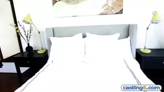 هذا المؤخرة المثالية تستحق ألف قذفة من السائل المنوي