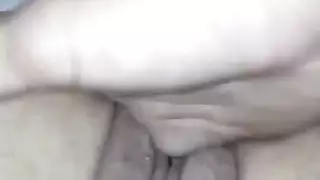 مهووسو المؤخرة الضخمة يستمتعون بعملية شرجية قاسية