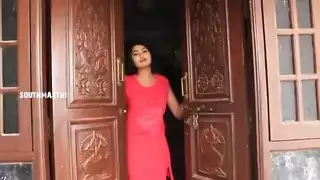 صديقي يسمح لي بالقذف داخل أخته الشهوانية