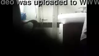 ينيك زوجت ابوه اثناء غيابه