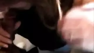 ثلاث شيميلات يمارسن الاباحة