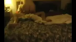 زوجة قرنية مارس الجنس في الحلق من قبل بي بي سي ضخمة