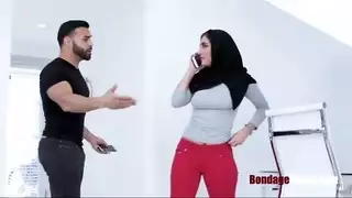 شرج وتلقيح داخل أخت الزوجة