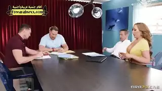 دار دعارة جماعية للمحجبات مترجم