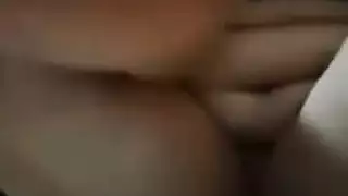 تمثيل دور صريح مع الخادمة المنزلية العربية خيال مكالمة جنسية