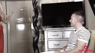 حفلة جيمي المليئة بالسائل المنوي