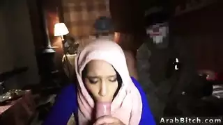 إباحية فندق عربي: شرجي صارم مع فتاة عمل محلية