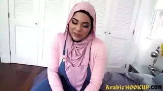 خيالات جولي جوتي العميقة للشرج والمهبل مليئة بالسائل المنوي
