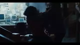 الحامية أيا تئن بينما تتعرض للضرب الشرجي الخشن