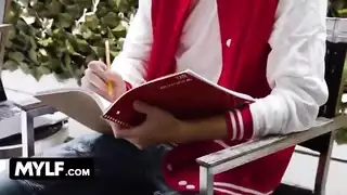 سكس نار بين الخ وابنها وهوه خايف من أن ينام لوحه