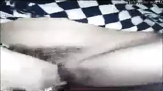 جنس قاس تحت الدش مع ممثلة بورنو هندية مشعرة