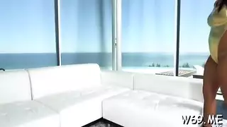 خروج النساء كل البول من الكس