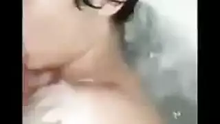 القحبة الجزائرية المنيوكة في الضلام بسرية