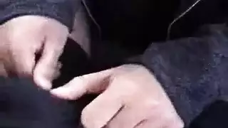 شقراء صغيرة تخدم رجلين بفمها جنس فموي مزدوج إكس إكس إكس