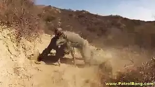 فتاة لاتينية تمص بعمق وشرج عنيف