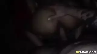 شاب سكران ينيك الطيز وينتهي على ظهرها