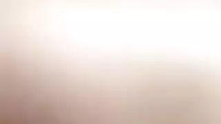 مغربية ذات صدر كبير تأخذ عدة قذفات