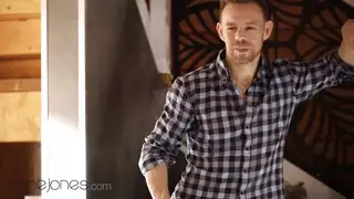 الشقراء تُحشى بقضيب ضخم في الخارج