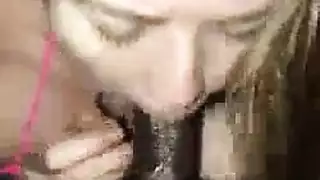 فتاة من أصل هندي في أستراليا تقوم بجلسة ومضة كاميرا بتقييم إكس إكس إكس