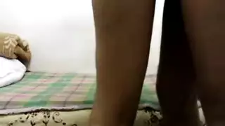 إباحية عربية حصرية: يضاجع عشيقته في حجرته الشخصية
