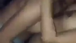 حفلة جنس في الخارج: مراهقات مغطيات بالسائل المنوي