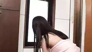 إيفون لا كوكيتا: جلسة نيك شرجي عميق