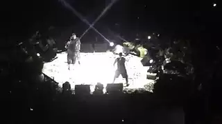 معلم سخيف؟ لا، إنه آلة جنس