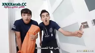 نيك زوجت أبيه السمراء في الحمام مترجم