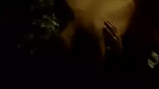 خيال جنسي جماعي في الخارج: ميلف مع فتحات خادماتها