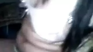 فلاح مصري مع مرات اخوه الكبير ف الحمام نازل