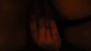 أدلة قوية: شريط ابتزاز لجنس عنيف مع الثدي