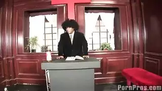 زب كبير الحمار يمارس الجنس بوحشي بنت
