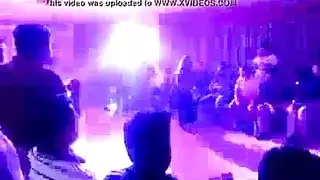 تينا كاي تمص بعمق وتأخذ شرجياً مع نجم إباحي أسود