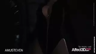 وحش ثدي الكرتون يعطيها قذفاً عميقاً
