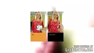 أول مثلية ثلاثية على الإطلاق: المراهقة العاهرة تستكشف من قبل صديقتين