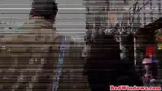 كبيرة الثدي سكس رومنسي مترجم للعربية فتاة تحصل مارس الجنس على الأرض