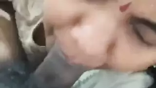جنس خفي مع امرأة هندية متزوجة ممتلئة الجسم